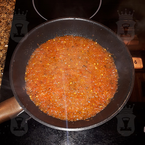 Равиоли с мясом в томатном соусе